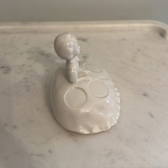 Home Decor Art Ceramic Figurine - Picture 7 of 8